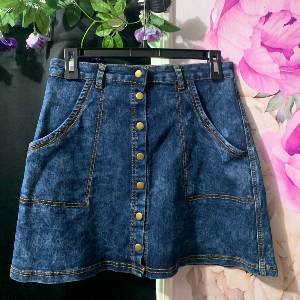 Denim skirt